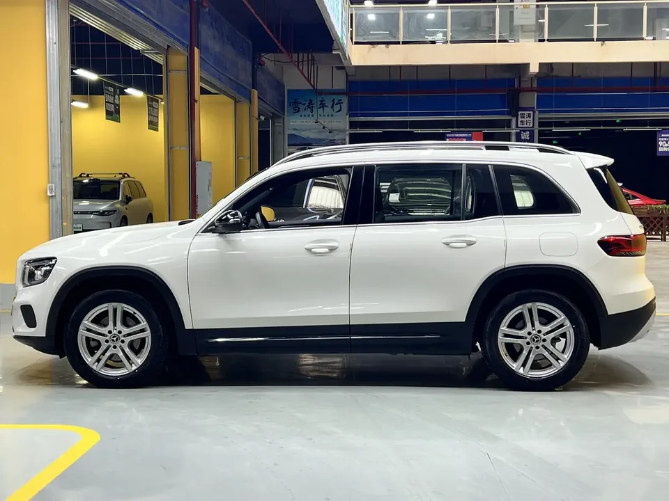 Mercedes-Benz GLB-Class 2022