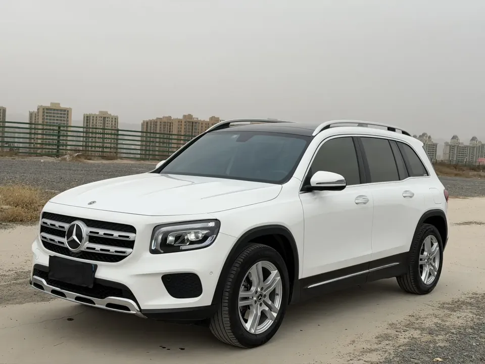 Mercedes-Benz GLB-Class 2023