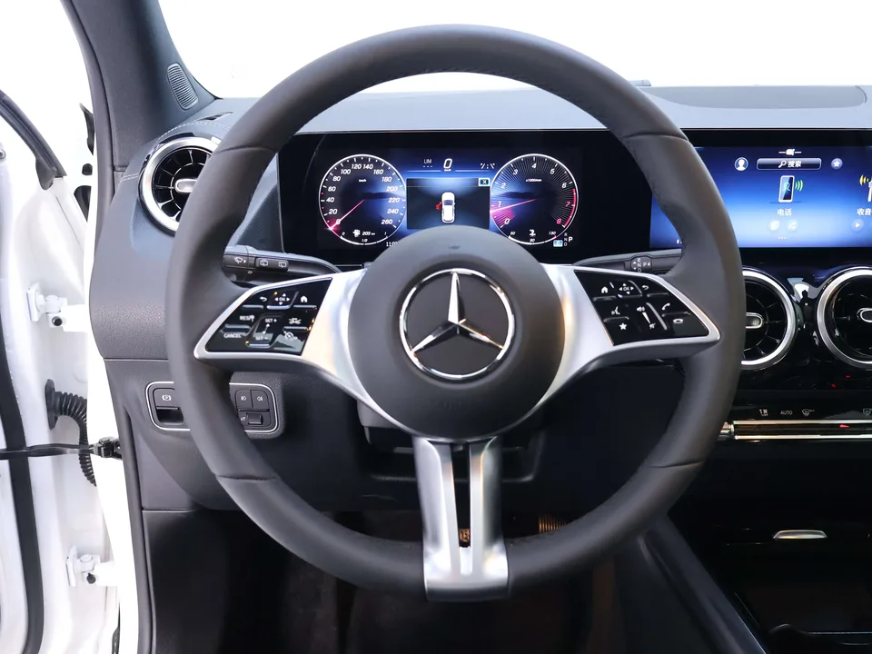 Mercedes-Benz GLA Mercedes-Benz GLA 2024 GLA 200 2024 — миниатюра 5