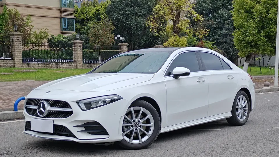 Mercedes-Benz Mercedes Benz A Class 2022