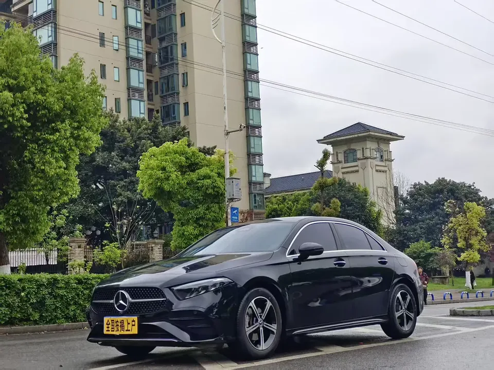 Mercedes-Benz Mercedes Benz A Class 2024
