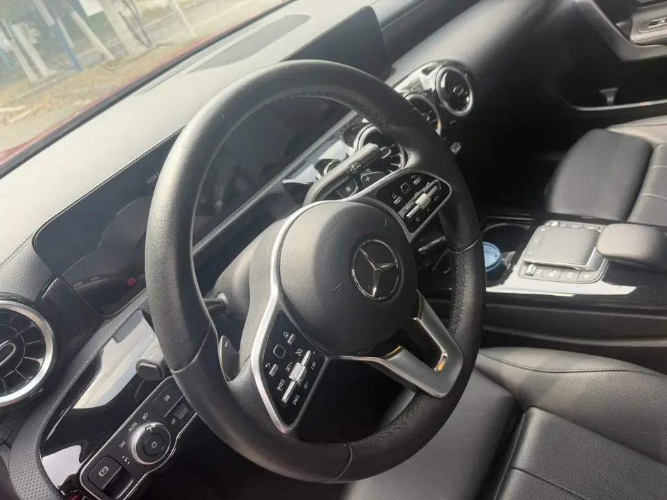 Mercedes-Benz Mercedes Benz A Class facelift A 200 L sports sedan dynamic version 2022 — миниатюра 3