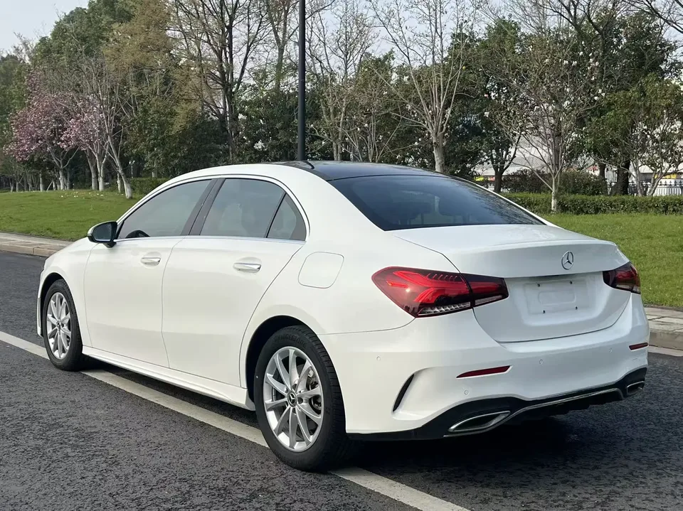 Mercedes-Benz Mercedes Benz A Class A 200 L Sports Sedan Fashion Edition 2022 — миниатюра 5
