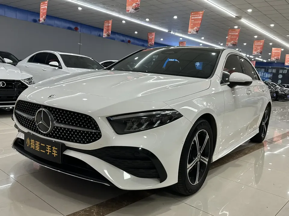 Mercedes-Benz Mercedes Benz A Class 2024