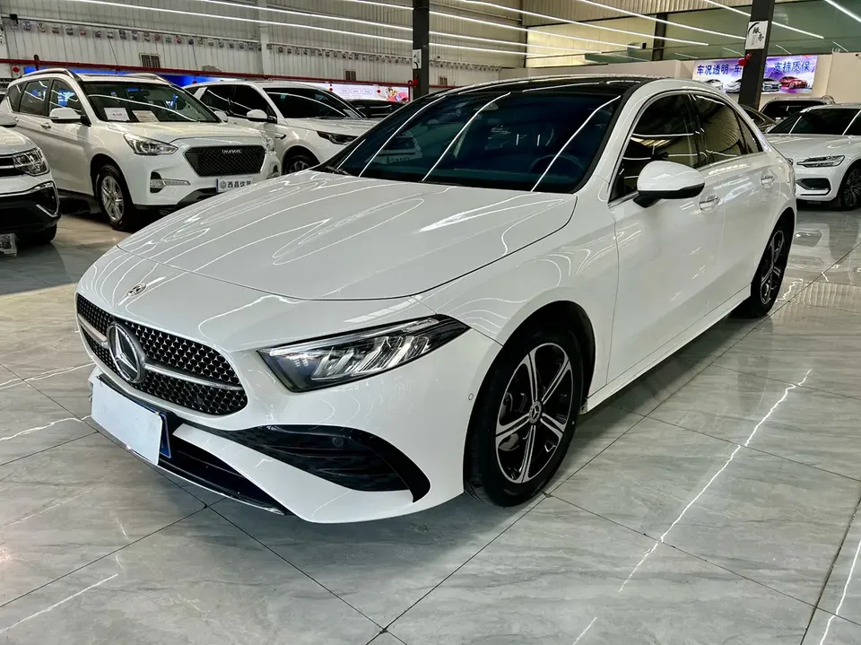 Mercedes-Benz Mercedes Benz A Class 2023