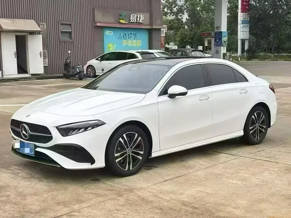 Mercedes-Benz Mercedes Benz A Class 2024