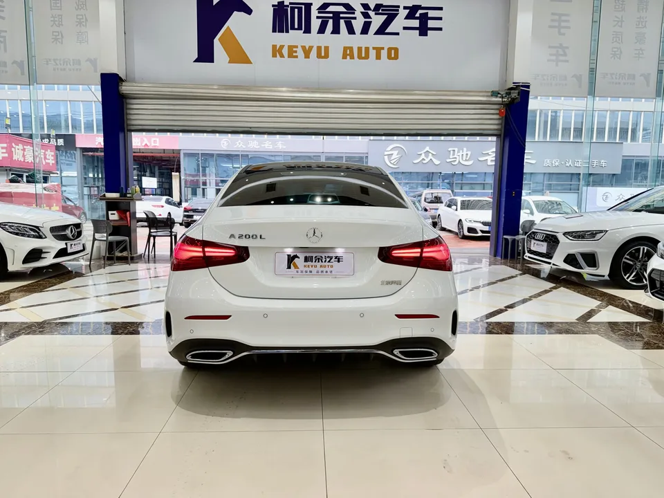 Mercedes-Benz Mercedes Benz A Class Mercedes-Benz A-Class 2023 A 200 L Sports Sedan Fashion Edition 2023 — миниатюра 2