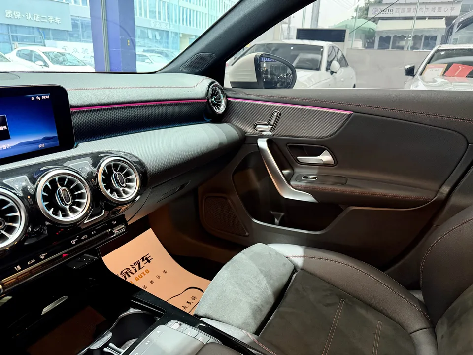 Mercedes-Benz Mercedes Benz A Class Mercedes-Benz A-Class 2023 A 200 L Sports Sedan Fashion Edition 2023 — миниатюра 3