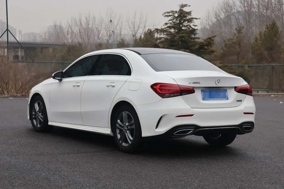Mercedes-Benz Mercedes Benz A Class Mercedes-Benz A-Class 2022 A 180 L 2022 — миниатюра 2