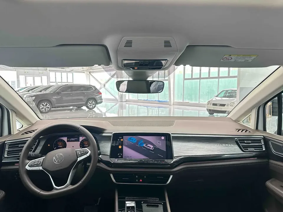 Volkswagen Weiran Weiran 2024 330TSI Deluxe Edition 2023 — миниатюра 2