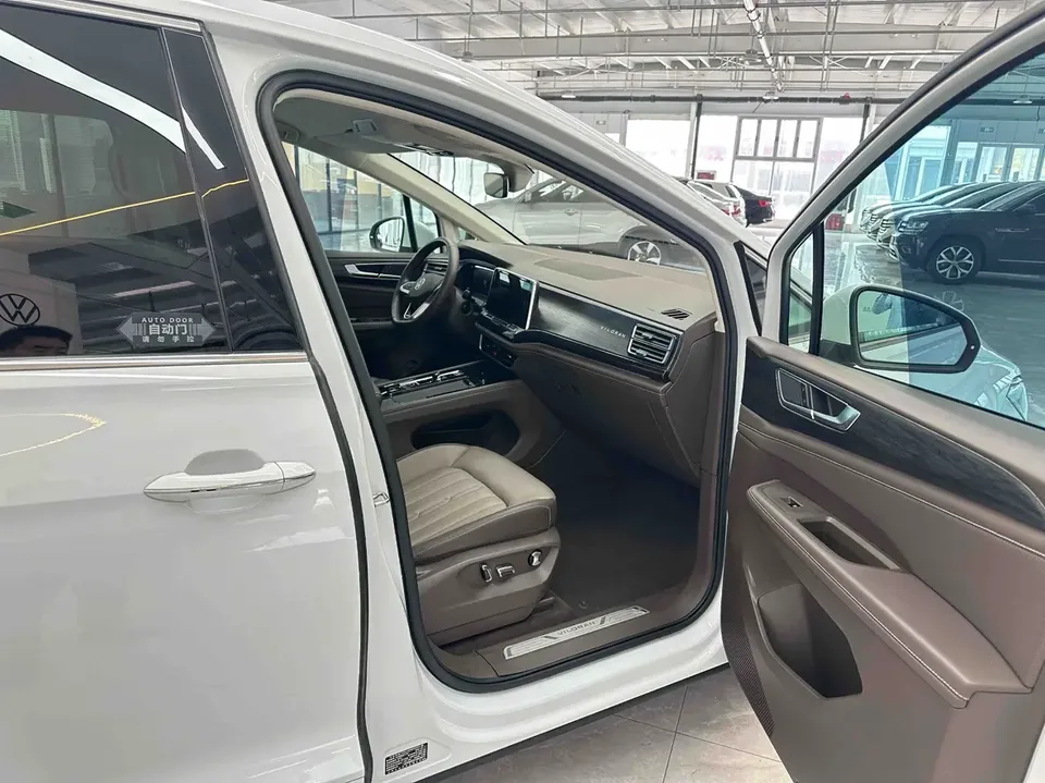 Volkswagen Weiran Weiran 2024 330TSI Deluxe Edition 2023 — миниатюра 3