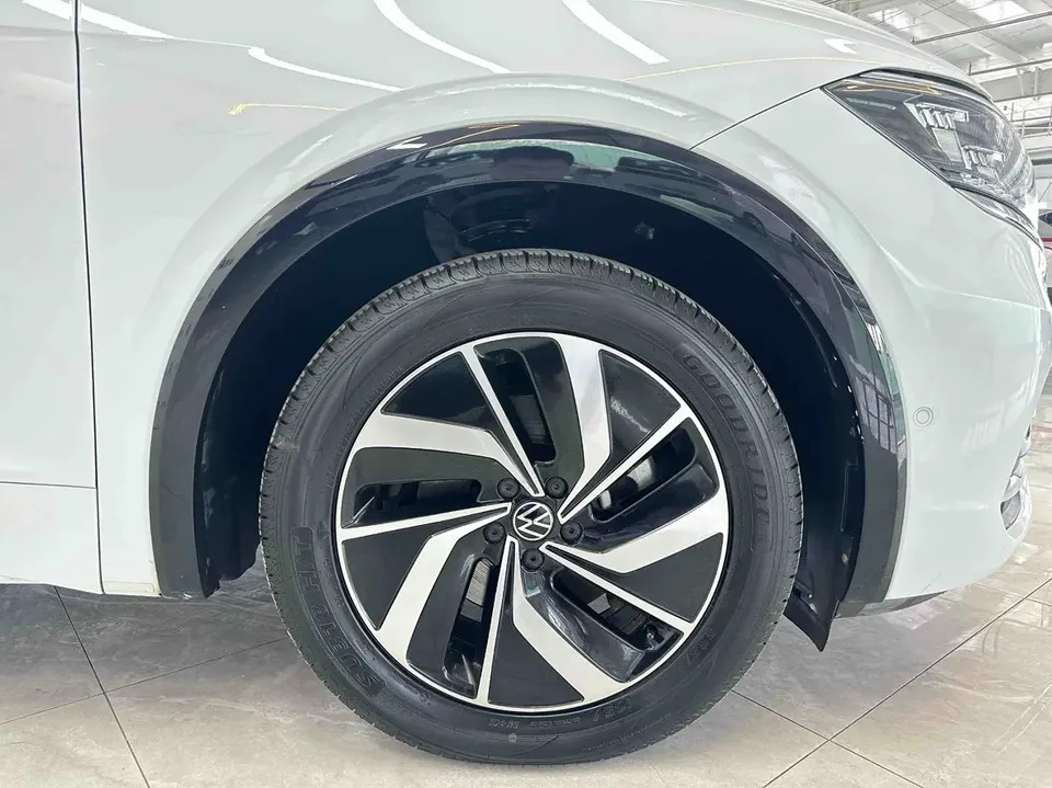 Volkswagen Weiran Weiran 2024 330TSI Deluxe Edition 2023 — миниатюра 4