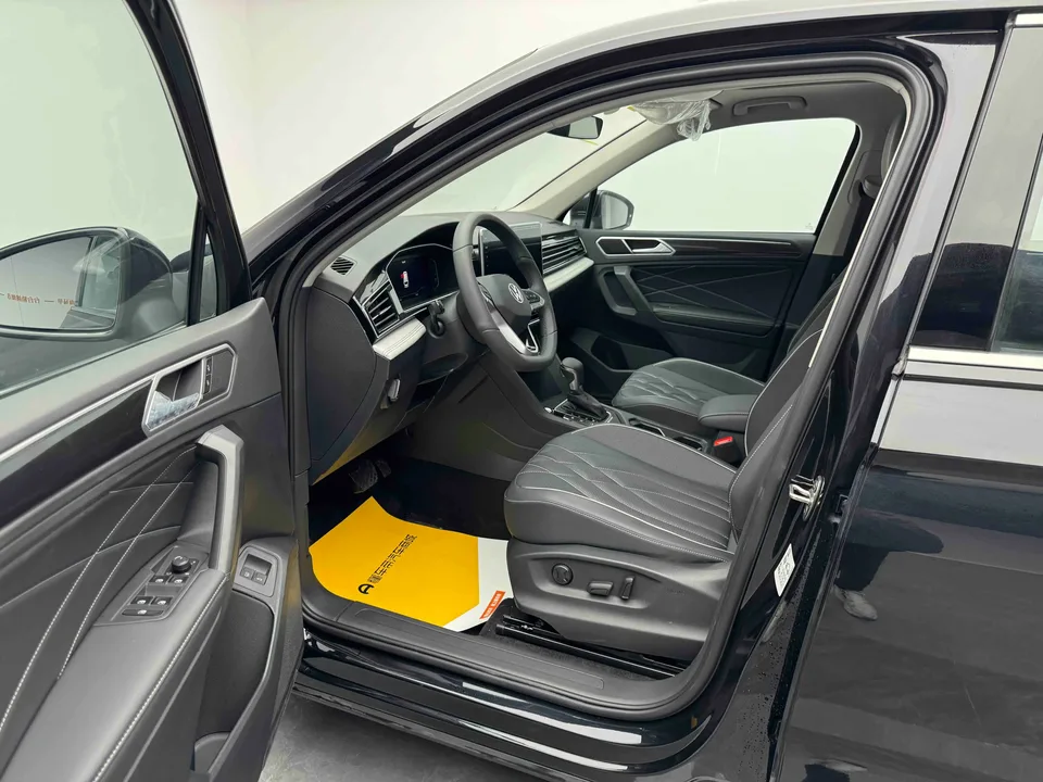 Volkswagen Tiguan L PHEV Tiguan L PHEV 2022 430PHEV plug-in hybrid premium version 2025 — миниатюра 5