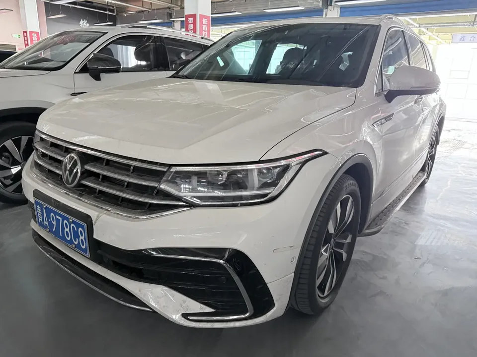 Volkswagen Tiguan L 2022