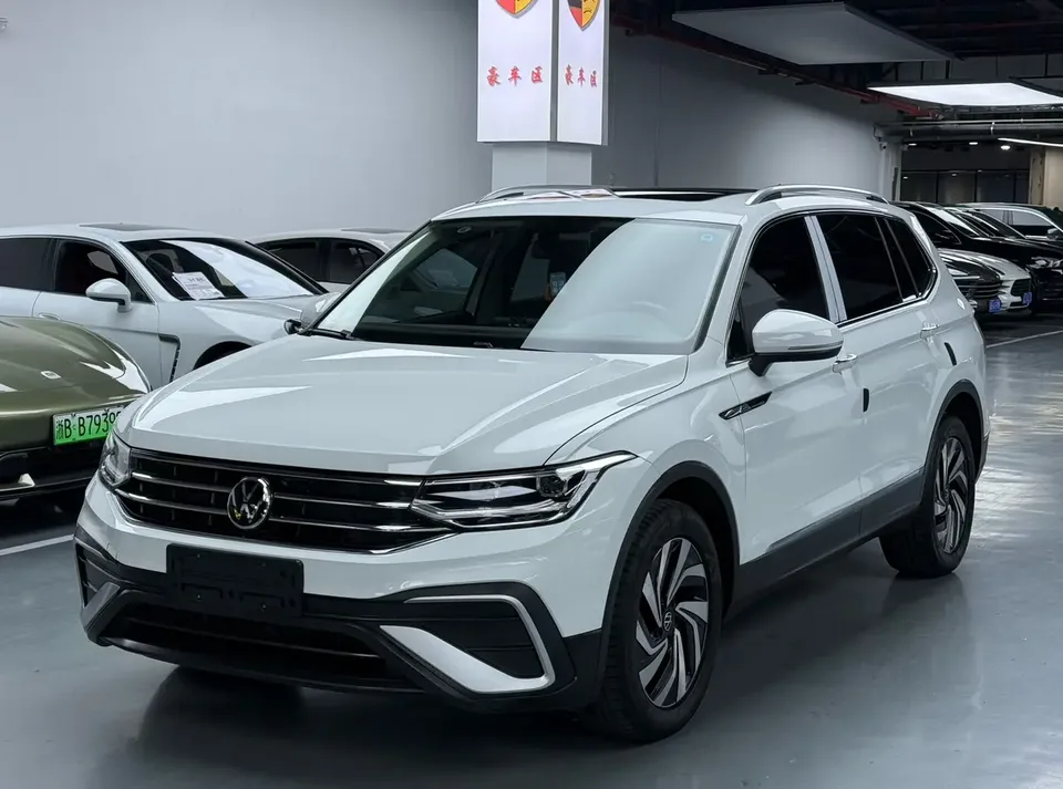 Volkswagen Tiguan L 2023