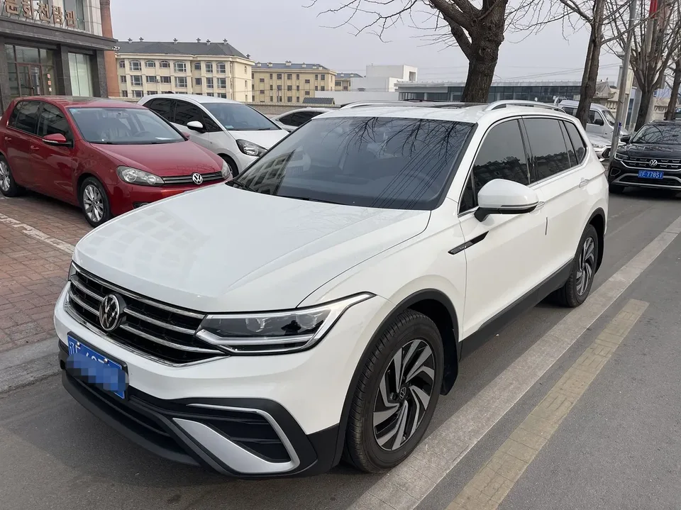 Volkswagen Tiguan L 2022