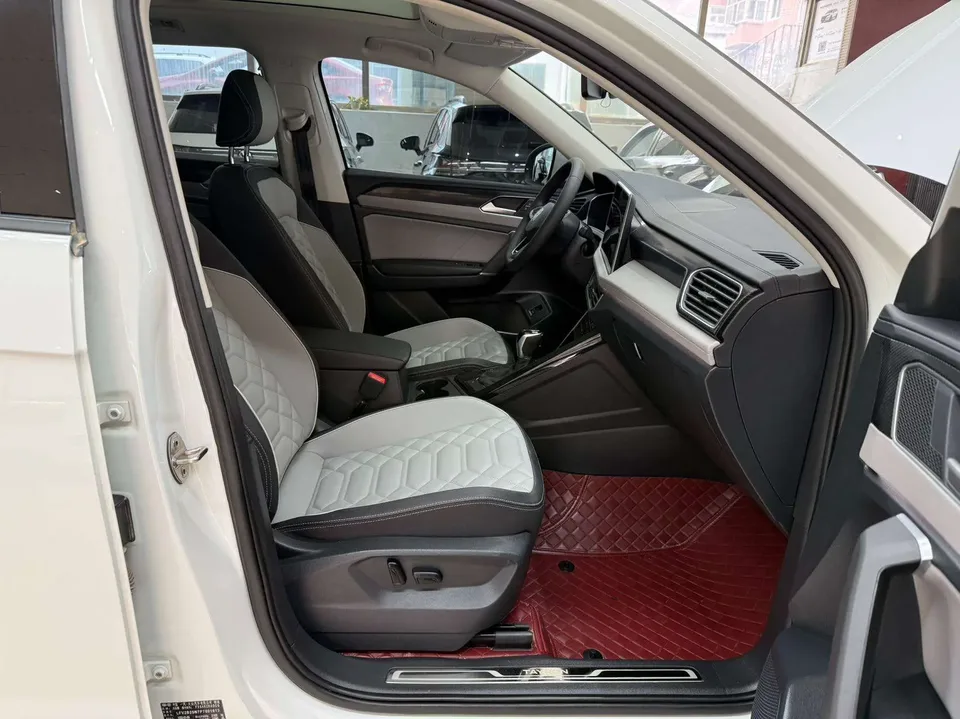Volkswagen Tayron Tanyue 2023 280TSI 2WD Luxury Plus Advanced Edition 2023 — миниатюра 5
