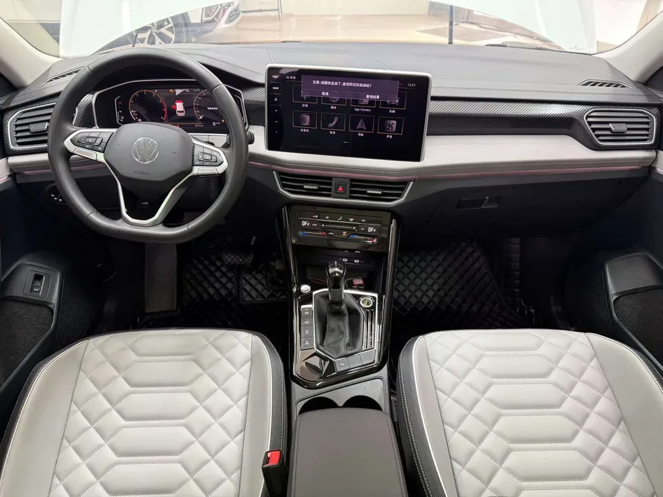 Volkswagen Tayron Tanyue 2023 280TSI 2WD Luxury Plus Advanced Edition 2023 — миниатюра 4