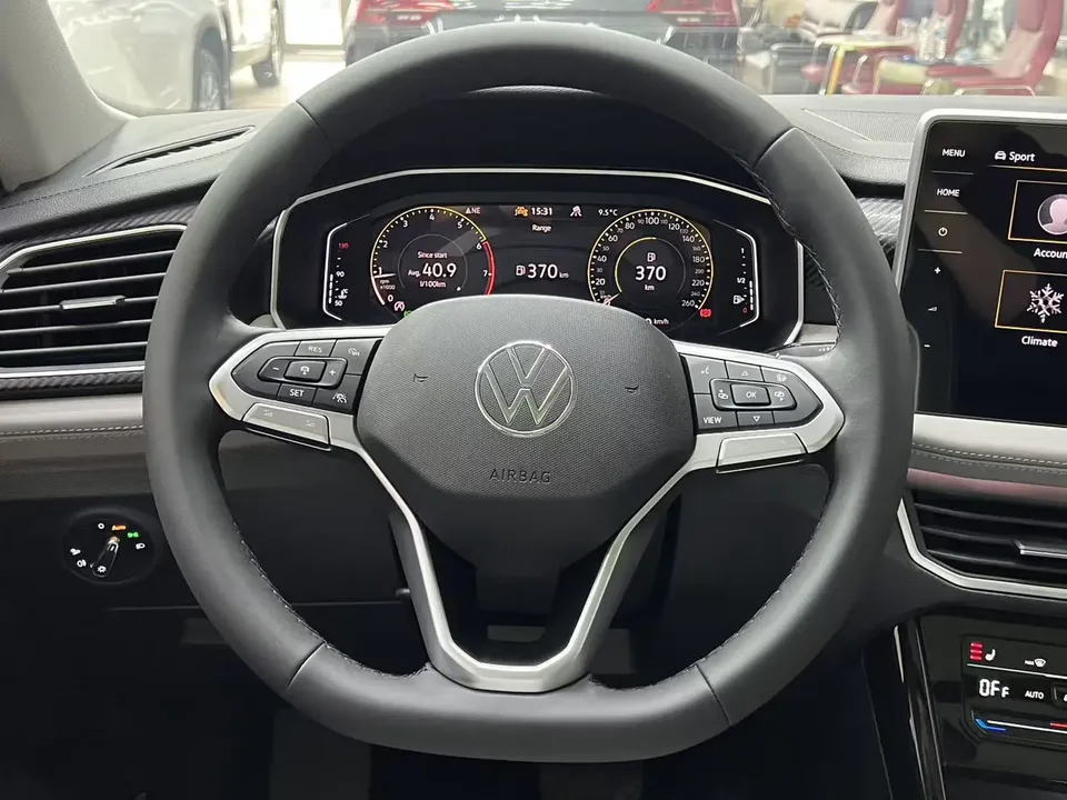 Volkswagen Tayron Tanyue 2023 280TSI 2WD Luxury Plus Advanced Edition 2022 — миниатюра 5