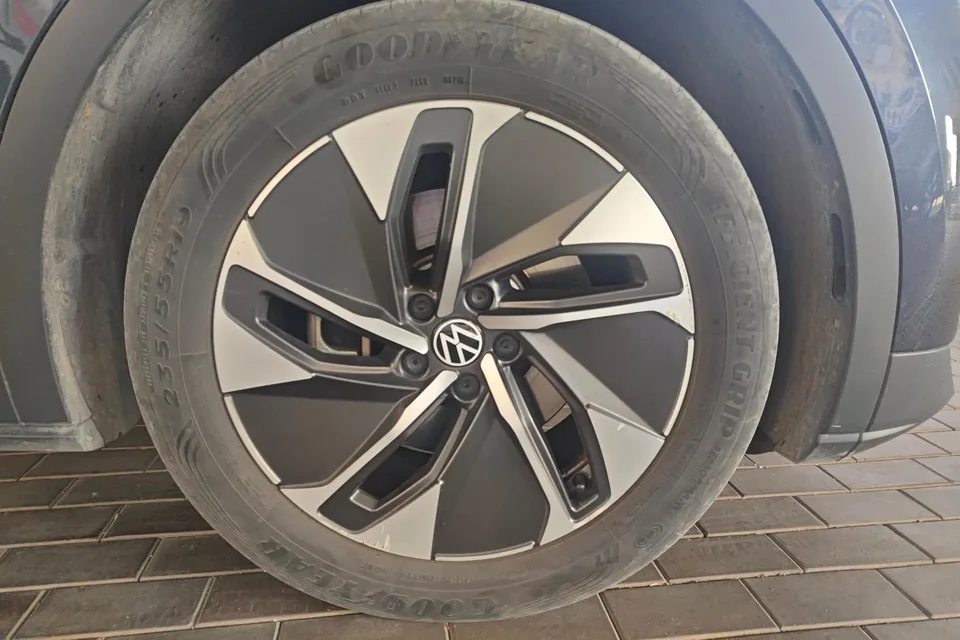 Volkswagen ID.4 Crozz ID.4 CROZZ 2024 ID. Pure Enjoyment Limited Edition 2024 — миниатюра 3