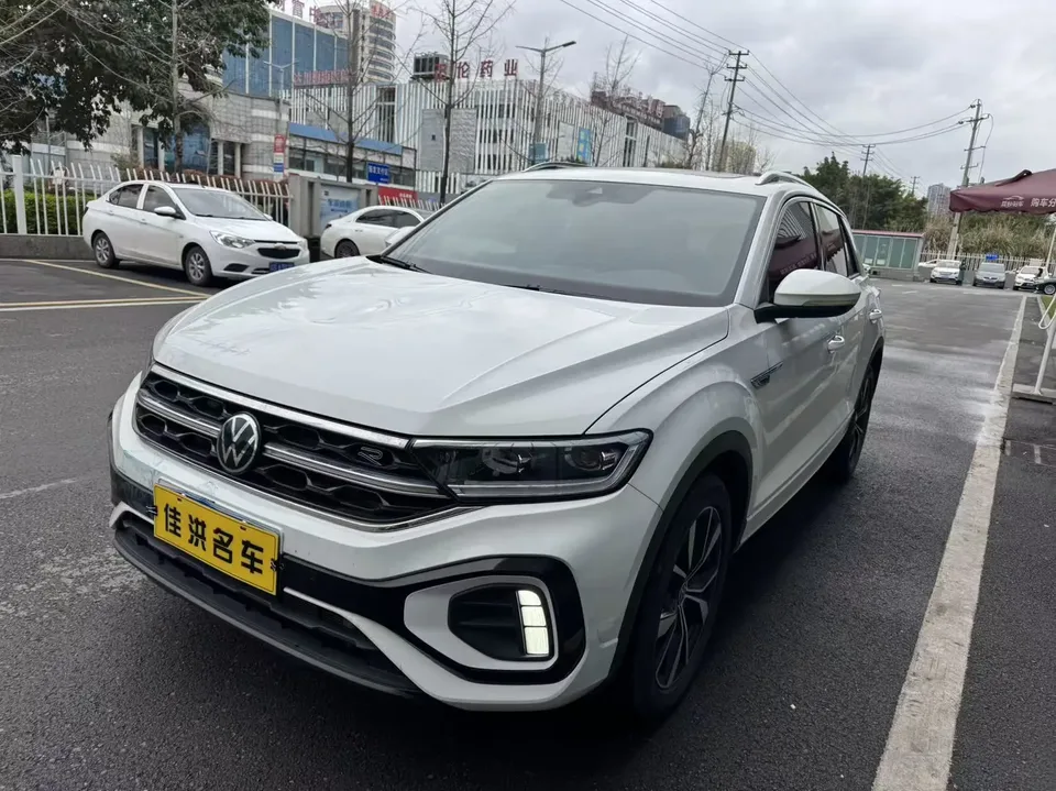 Volkswagen T-Roc 2024