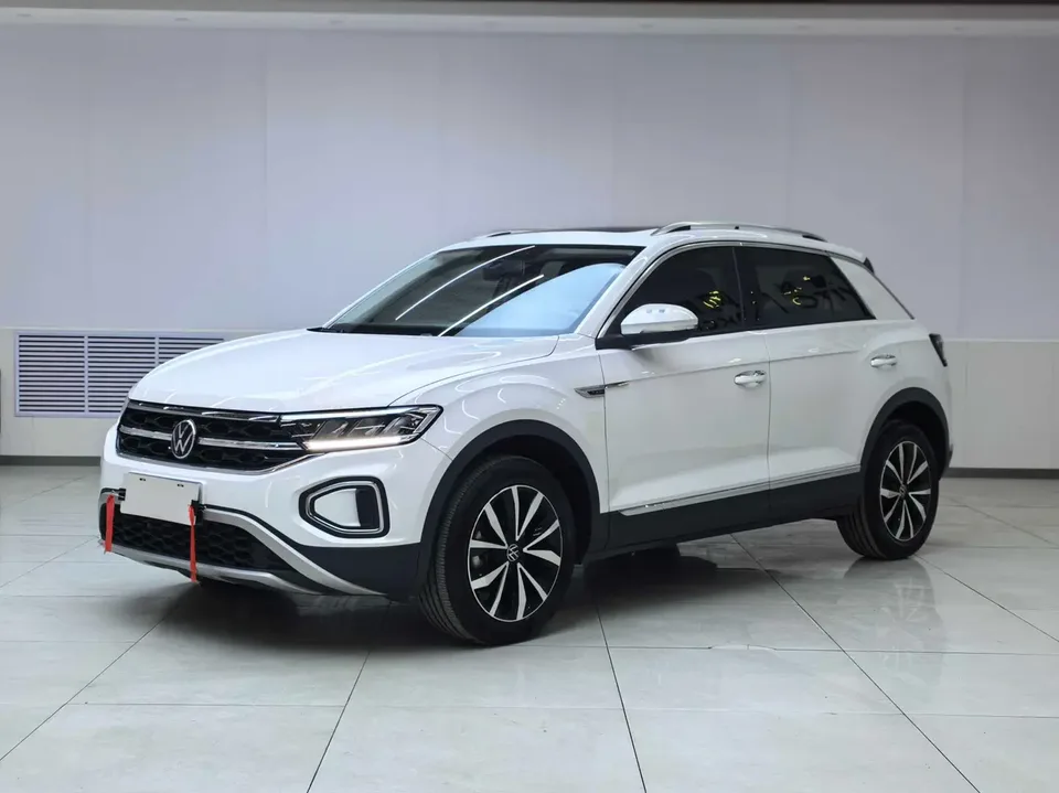 Volkswagen T-Roc 280TSI DSG Time Edition 2023 — фото 1, купить с доставкой в Москву