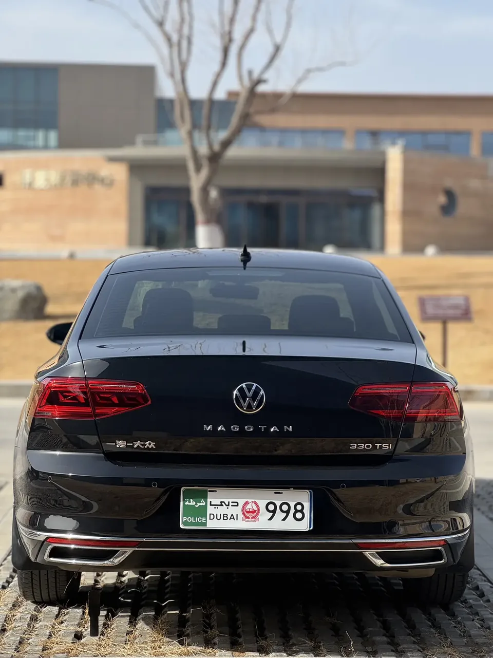 Volkswagen Magotan 330TSI DSG 30th Anniversary Edition 2022 — миниатюра 4