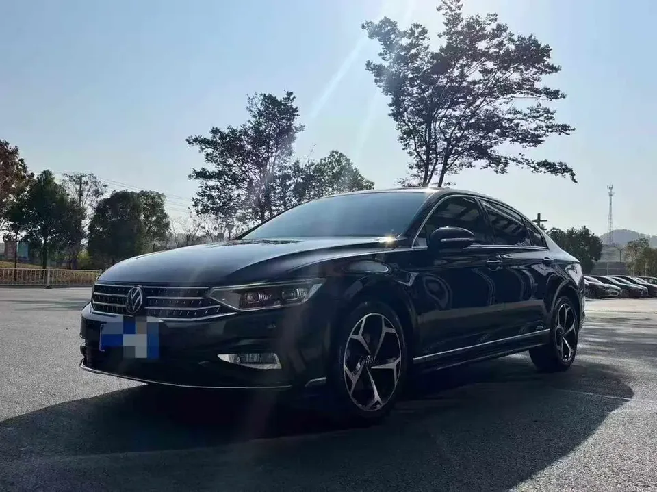 Volkswagen Magotan 2024