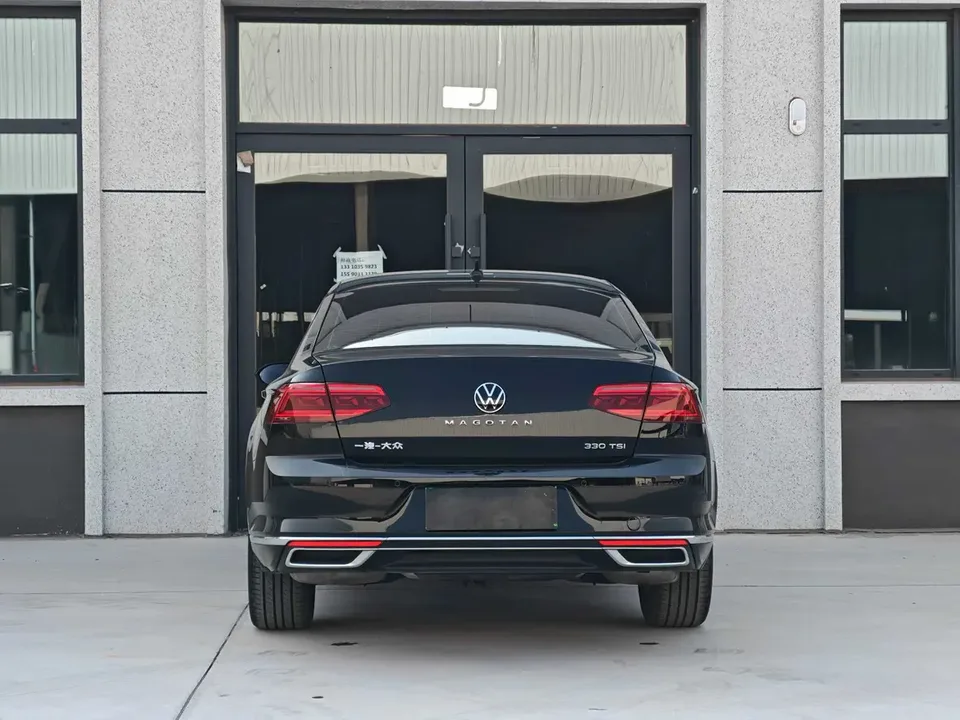Volkswagen Magotan Magotan 2021 330TSI DSG 30th Anniversary Edition 2022 — thumbnail 2