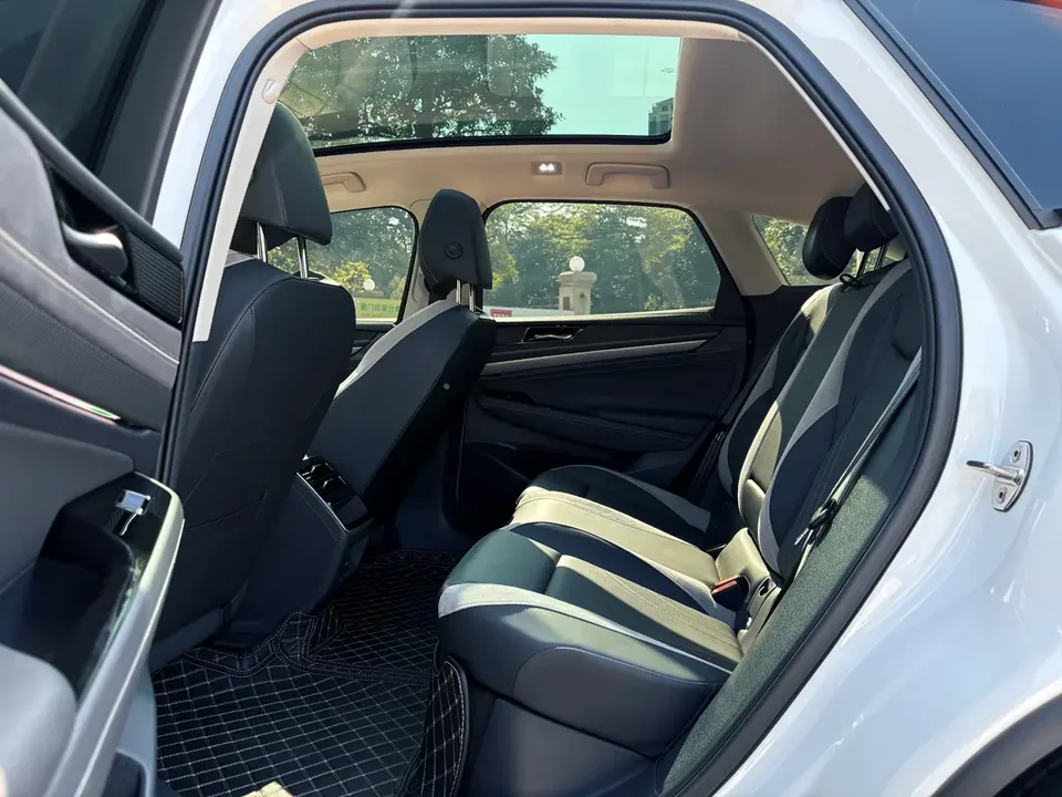 Volkswagen ID.7 VIZZION ID.7 VIZZION 2024 first edition 2024 — миниатюра 4