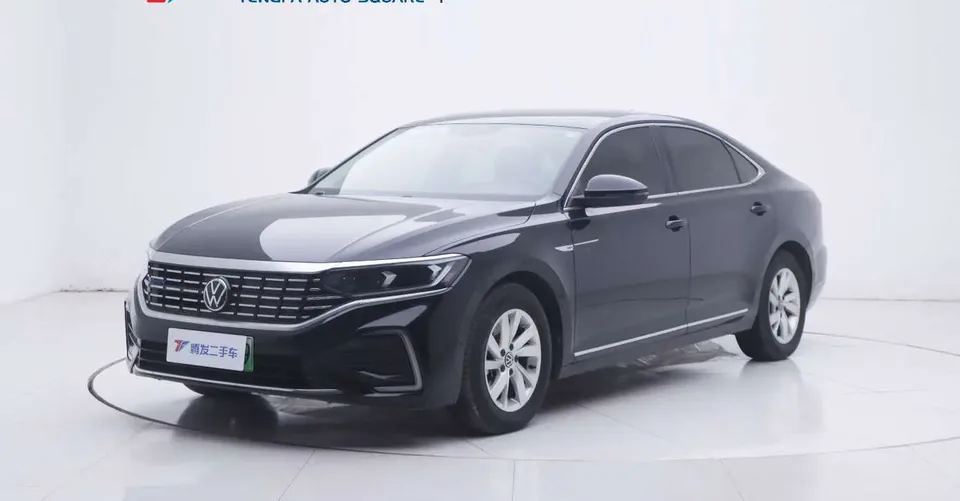 Volkswagen Passat PHEV Passat PHEV 2020 430PHEV Hybrid Elite Edition 2022 — фото 1, купить с доставкой в Москву