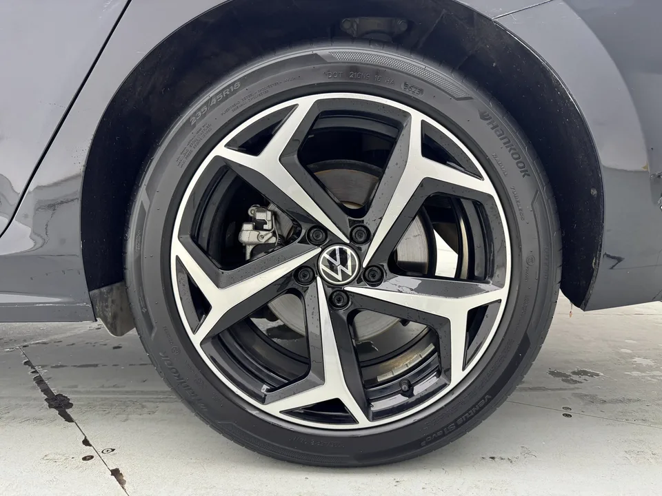 Volkswagen Passat facelift 330TSI Star Elite Edition 2023 — миниатюра 3