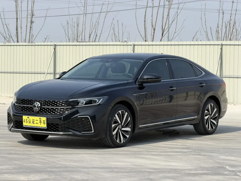 Volkswagen Passat 2022