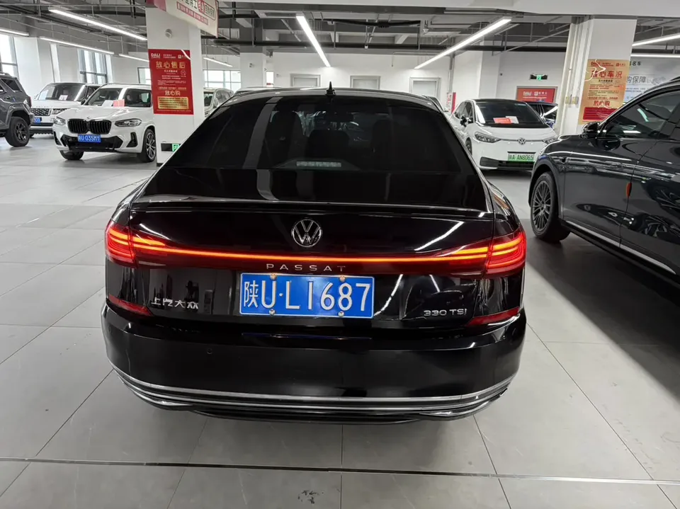 Volkswagen Passat Passat 2023 330TSI Elite Edition 2023 — миниатюра 2