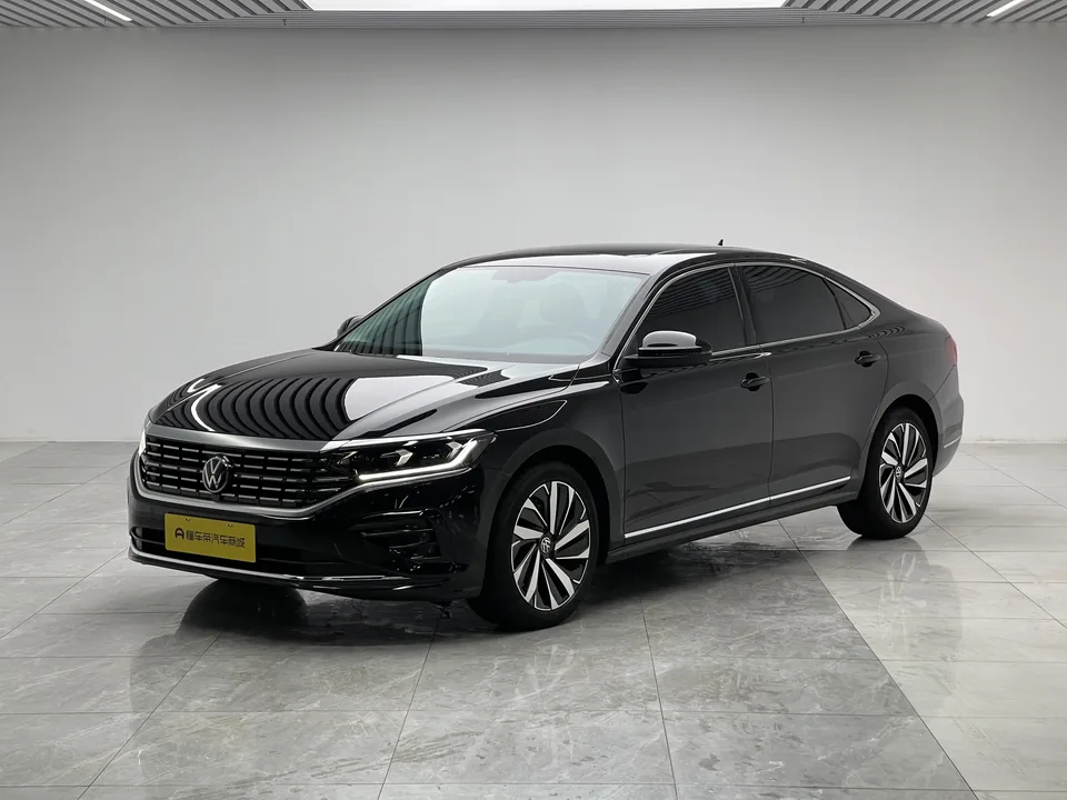 Volkswagen Passat 2023