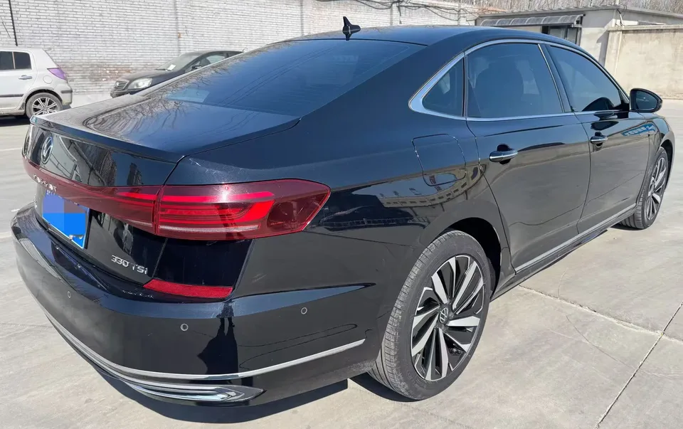 Volkswagen Passat Passat 2022 330TSI Starry Sky Deluxe Edition 2022 — миниатюра 4