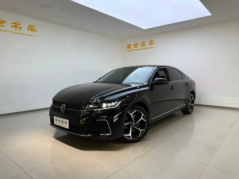 Volkswagen Passat 2023