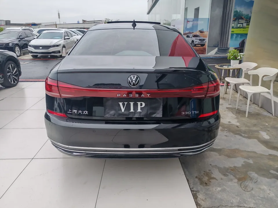 Volkswagen Passat Passat 2023 330TSI Elite Edition 2023 — миниатюра 4