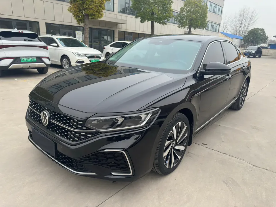 Volkswagen Passat 2022