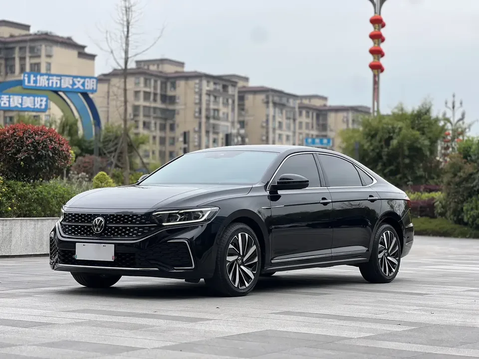 Volkswagen Passat 2022