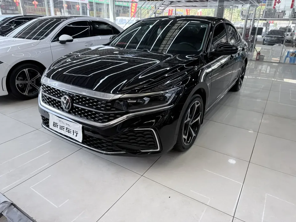 Volkswagen Passat 2022