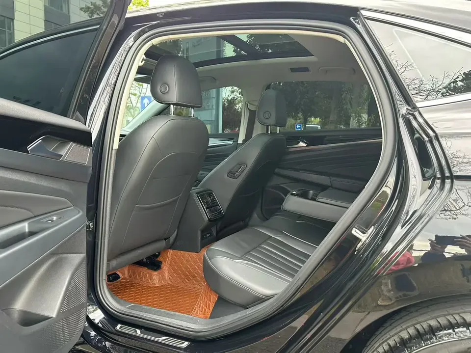 Volkswagen Passat Passat 2022 330TSI Elite Edition 2023 — миниатюра 3