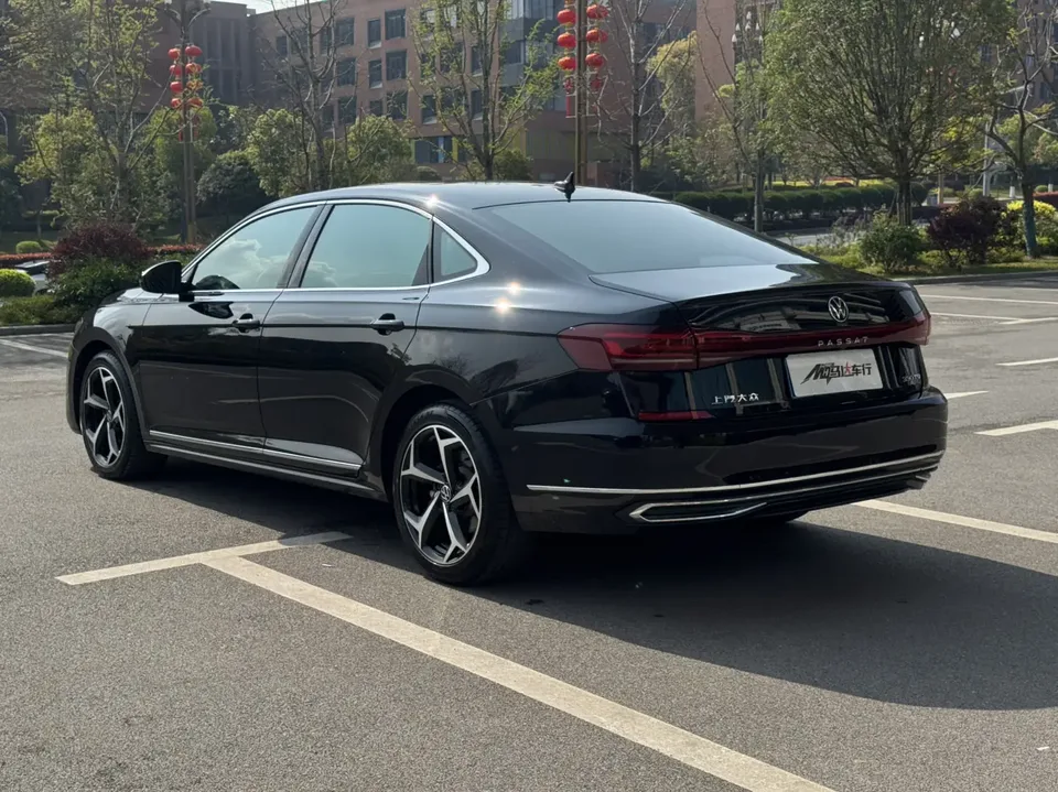 Volkswagen Passat Passat 2023 330TSI Elite Edition 2023 — миниатюра 5
