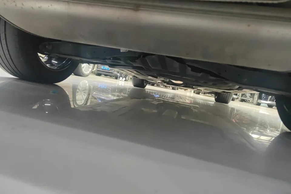 Volkswagen Passat facelift 330TSI Star Elite Edition 2023 — миниатюра 3
