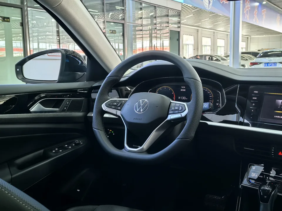 Volkswagen Passat Passat 2026 Outstanding 330TSI Starry Sky Elite Edition 2026 — миниатюра 4