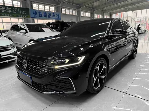 Volkswagen Passat 2023 buy in Moscow