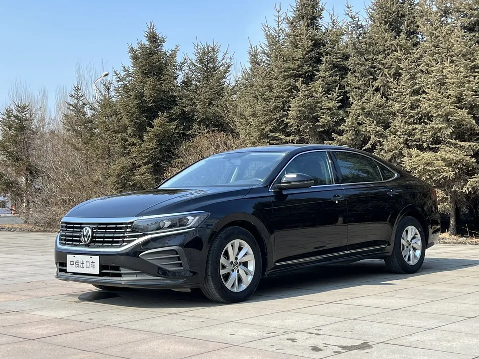 Volkswagen Passat Passat 2022 280TSI Business Edition 2022 — photo 1, buy with delivery to Moscow