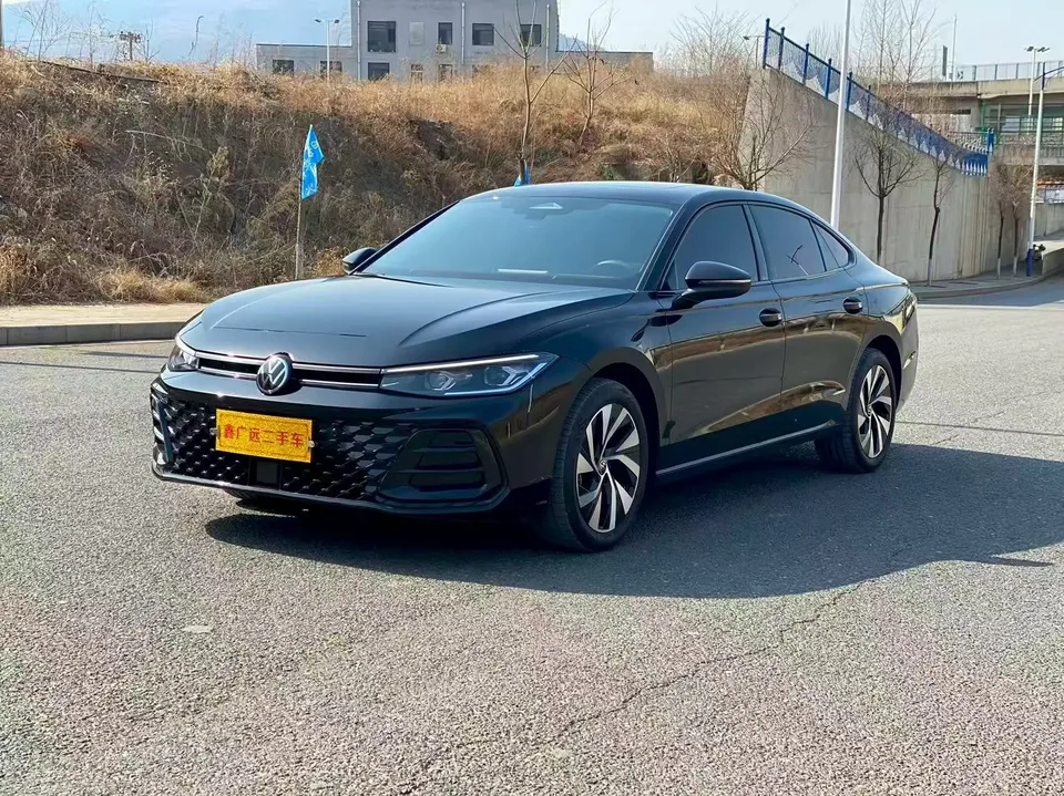 Volkswagen Passat 2024