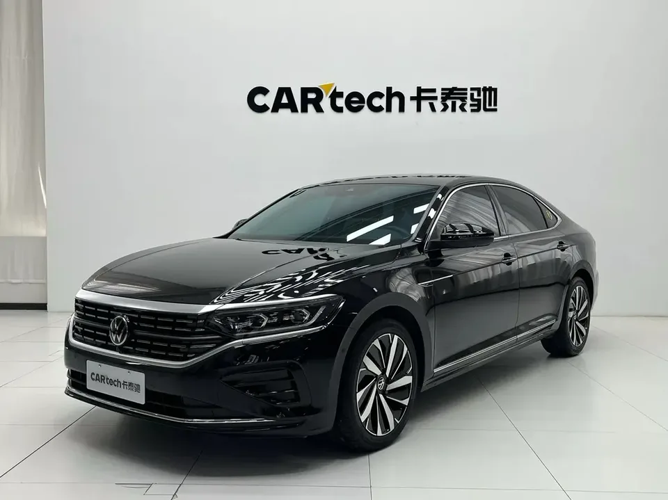 Volkswagen Passat 2024