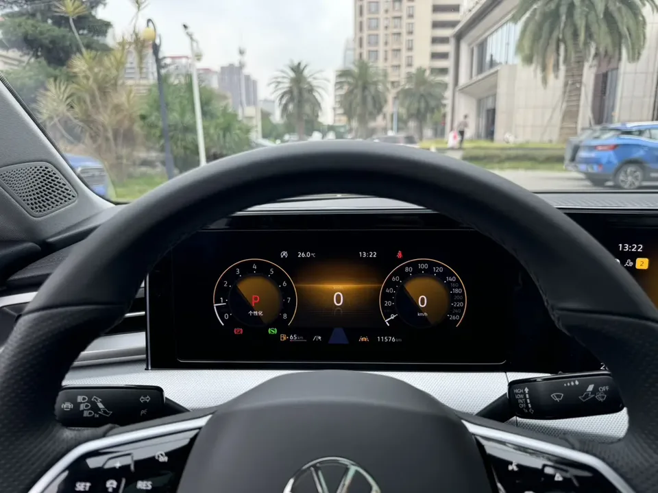 Volkswagen Lamando Lingdu Lingdu L 280TSI DSG Hot Edition 2022 — миниатюра 3